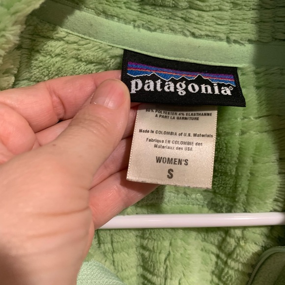 Women’s Patagonia Polartec Fleece jacket, pale green, full zip - Picture 3 of 5